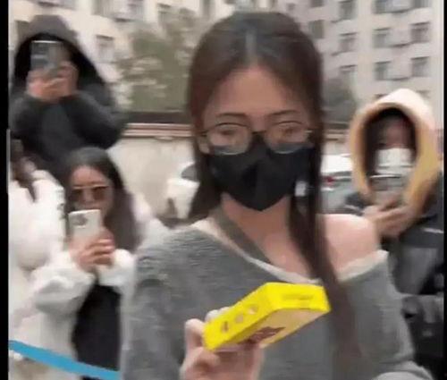 娱乐吃瓜爆料扒一扒,吃瓜爆料，明星幕后故事大起底